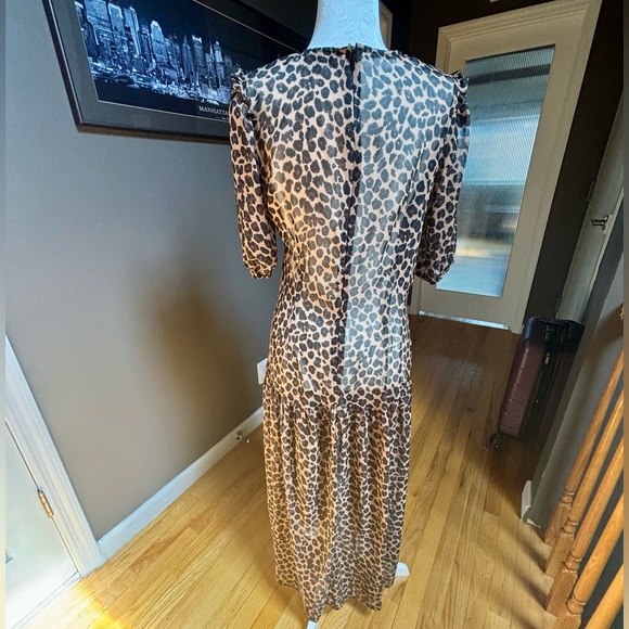 Drop Waist Leopard Print Dress - Picture 4 of 10